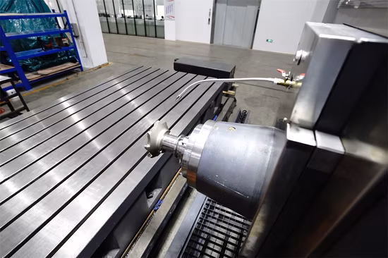 Utensili per il taglio dei metalli da 20 tonnellate Produttore Gooda Trapano CNC a 5 assi